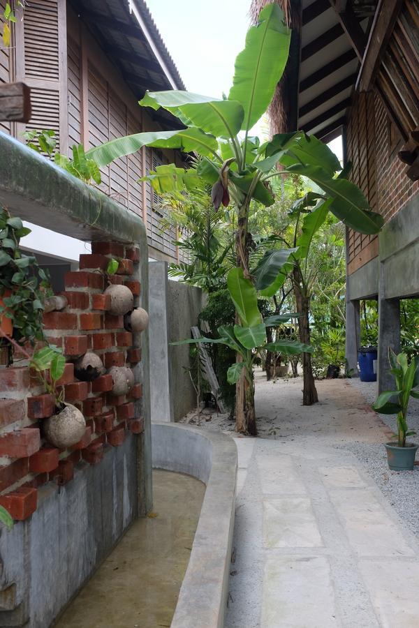 Panji Panji Tropical Wooden Home Pantai Cenang  Extérieur photo